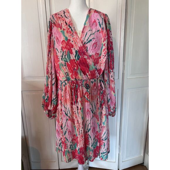 H&M Pleated Floral Balloon Sleeve Wrap Dress - Size XL - Picture 2 of 10